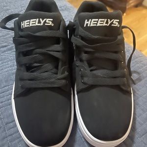 Boys Heelys